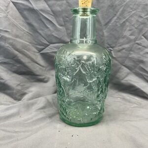 Libbey of Canada Green Glass Embossed Maple Leaf Bottle Decanter 8"H‎